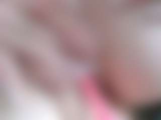 NaughtyBlooms's Live Sex Cam Show