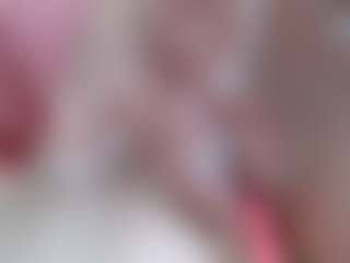 NaughtyBlooms's Live Sex Cam Show