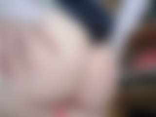 NaughtyBlooms's Live Sex Cam Show