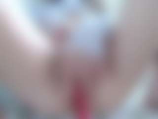 NaughtyBlooms's Live Sex Cam Show