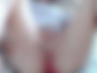 NaughtyBlooms's Live Sex Cam Show