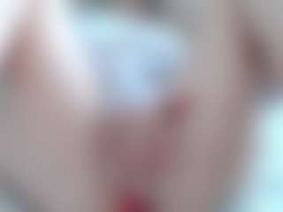NaughtyBlooms's Live Sex Cam Show