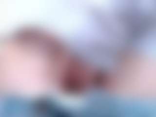 NaughtyBlooms's Live Sex Cam Show