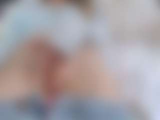 Live cam show with NaughtyBlooms - Blonde Hair on live.xheat.ai