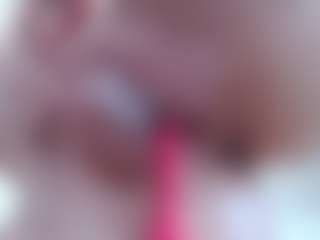 NaughtyBlooms's Live Sex Cam Show