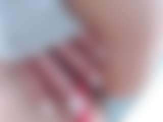 NaughtyBlooms's Live Sex Cam Show