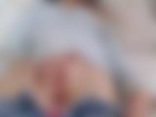 NaughtyBlooms's Live Sex Cam Show