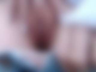 NaughtyBlooms's Live Sex Cam Show