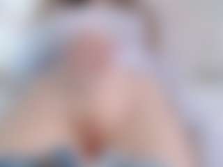 NaughtyBlooms's Live Sex Cam Show
