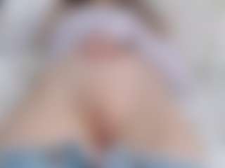 Show de cam en vivo con NaughtyBlooms - Anal Toys en Camsoda