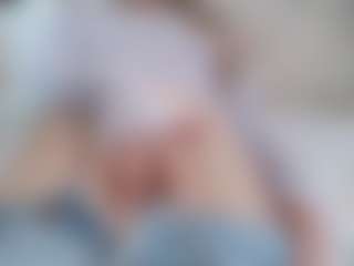 NaughtyBlooms's Live Sex Cam Show