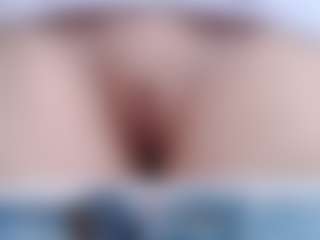 NaughtyBlooms's Live Sex Cam Show