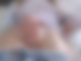 NaughtyBlooms's Live Sex Cam Show