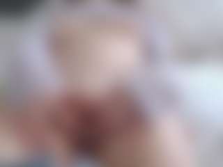 NaughtyBlooms's Live Sex Cam Show