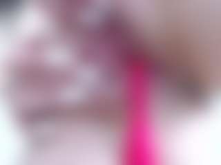 NaughtyBlooms's Live Sex Cam Show