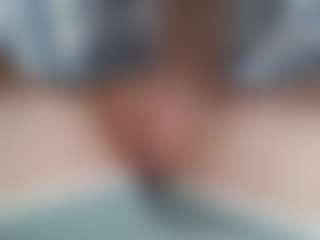 NaughtyBlooms's Live Sex Cam Show