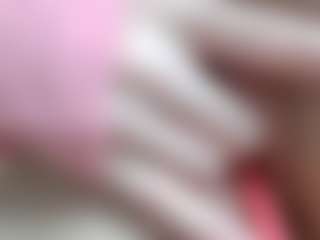 NaughtyBlooms's Live Sex Cam Show
