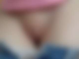 Live cam show with NaughtyBlooms - Lesbian on SinfulBabes