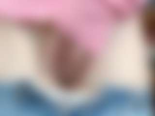 NaughtyBlooms's Live Sex Cam Show