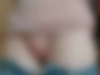 NaughtyBlooms's Live Sex Cam Show
