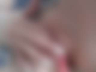 NaughtyBlooms's Live Sex Cam Show