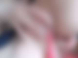 NaughtyBlooms's Live Sex Cam Show