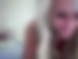 Live cam show with siennadiamond fit barbie queen - Granny on TeamSkeetLive