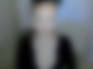 Live cam show with GloweMe - Flat Chested on Instabang