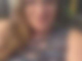 Lona P.'s Live Sex Cam Show