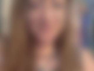 Lona P.'s Live Sex Cam Show