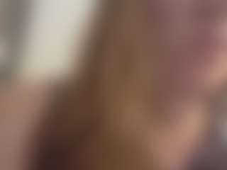 Lona P.'s Live Sex Cam Show