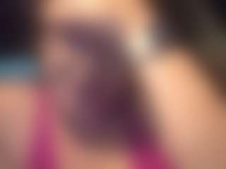 Lona P.'s Live Sex Cam Show