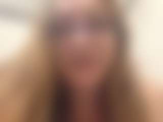 Lona P.'s Live Sex Cam Show