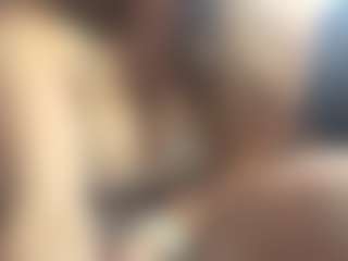 Lona P.'s Live Sex Cam Show