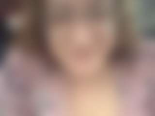 Lona P.'s Live Sex Cam Show