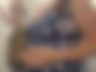 Lona P.'s Live Sex Cam Show