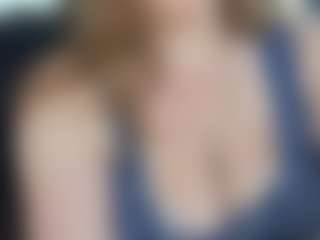 Live cam show with Lona P. - Fatpussy on Chatstar