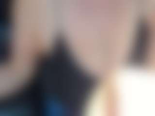 Lona P.'s Live Sex Cam Show