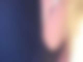 Lona P.'s Live Sex Cam Show