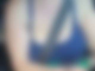Live cam show with Lona P. - Strip on TeamSkeetLive