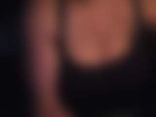 Lona P.'s Live Sex Cam Show