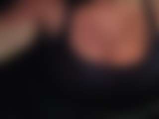 Lona P.'s Live Sex Cam Show