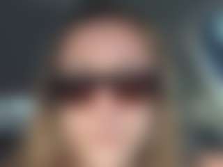 Lona P.'s Live Sex Cam Show