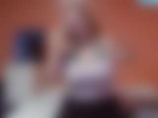 Lona P.'s Live Sex Cam Show