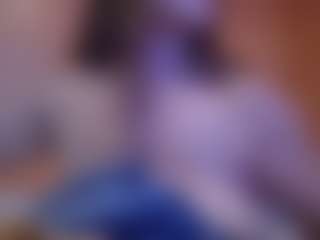 Lona P.'s Live Sex Cam Show
