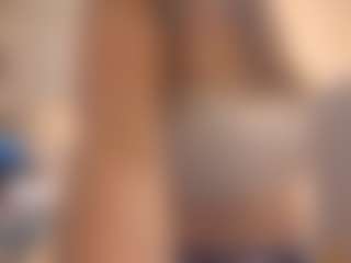 Lona P.'s Live Sex Cam Show