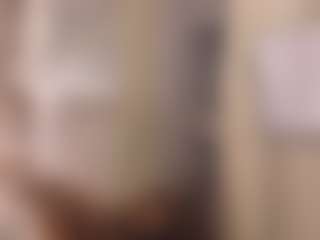 Lona P.'s Live Sex Cam Show