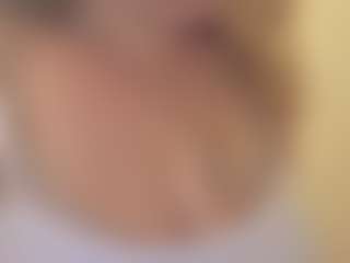 Lona P.'s Live Sex Cam Show