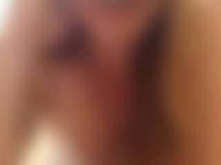 Lona P.'s Live Sex Cam Show