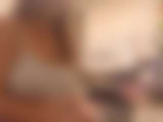 Lona P.'s Live Sex Cam Show